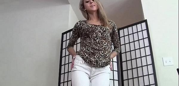  I will give you a handjob in skinny jeans JOI